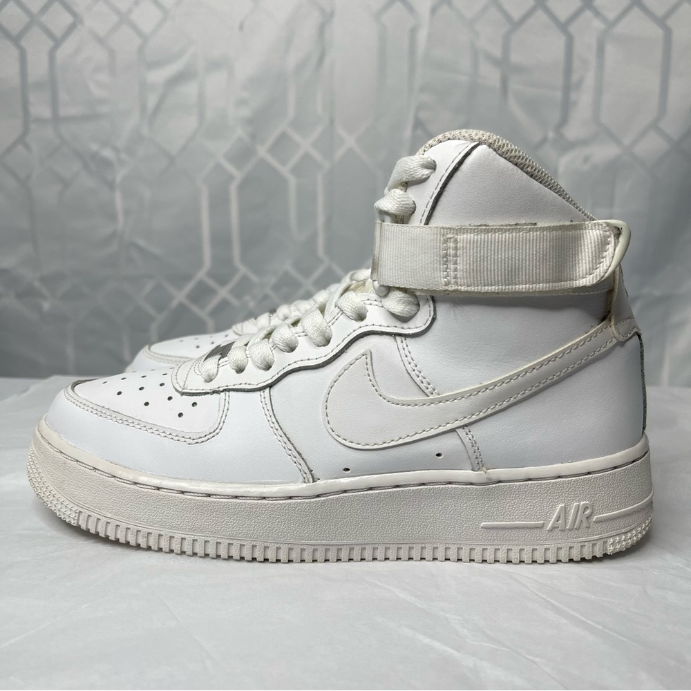 Nike Air Force One White Leather Sneakers (big boy 6Y)